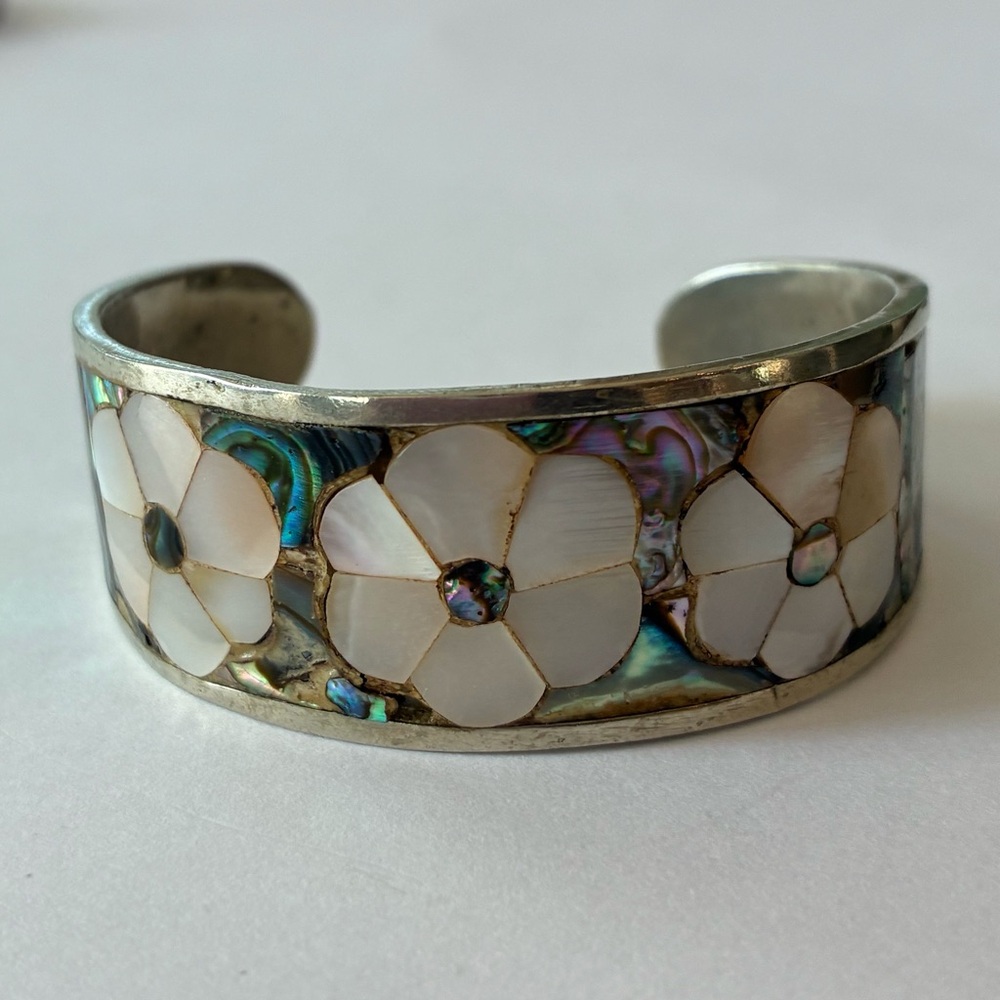 Vintage MEXICO Silver Cuff Bracelet Abalone Mother of Pearl Floral Inlay 14g
